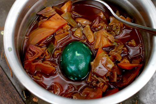 Natural Egg Dye-Red Cabbage and Turmeric