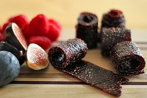 raspberry-fig-fruit-leather-4